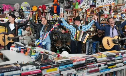 LOS TIGRES DEL NORTE CONQUISTAN EL TINY DESK CON UN MENSAJE EN DEFENSA DE LOS MIGRANTES